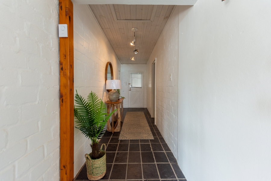 3 Bedroom Property for Sale in Britannia Bay Western Cape